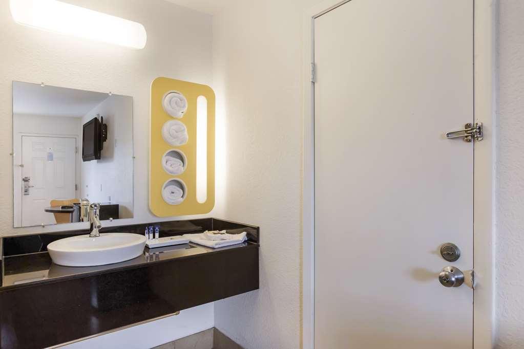 Americas Best Value Inn بولينغ غرين المظهر الخارجي الصورة