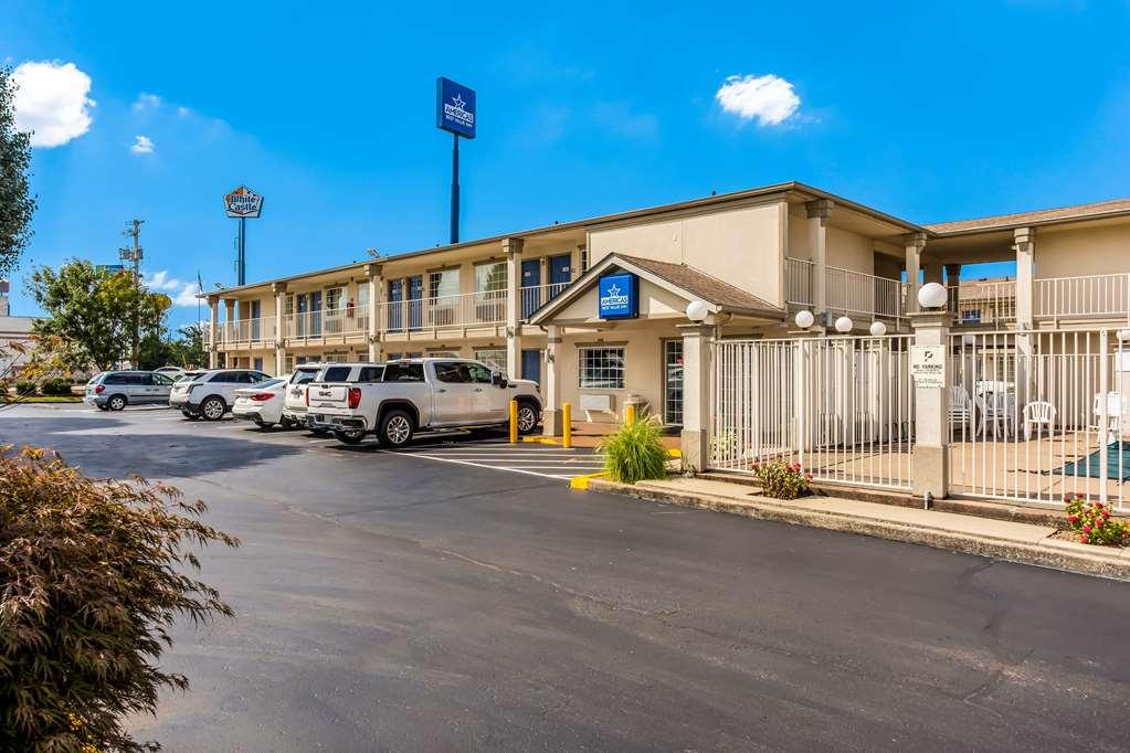 Americas Best Value Inn بولينغ غرين المظهر الخارجي الصورة